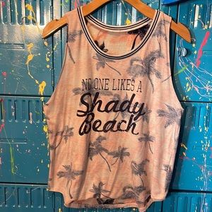 💰🚨CLEARANCE 🚨💰  ‘Shady Beach’ tank top. Women’s Medium. B235